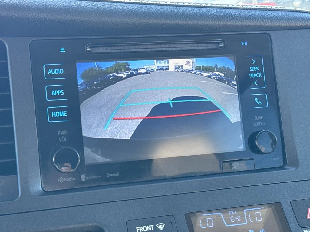 Used 2017 Gray Toyota XLE Premium image 24