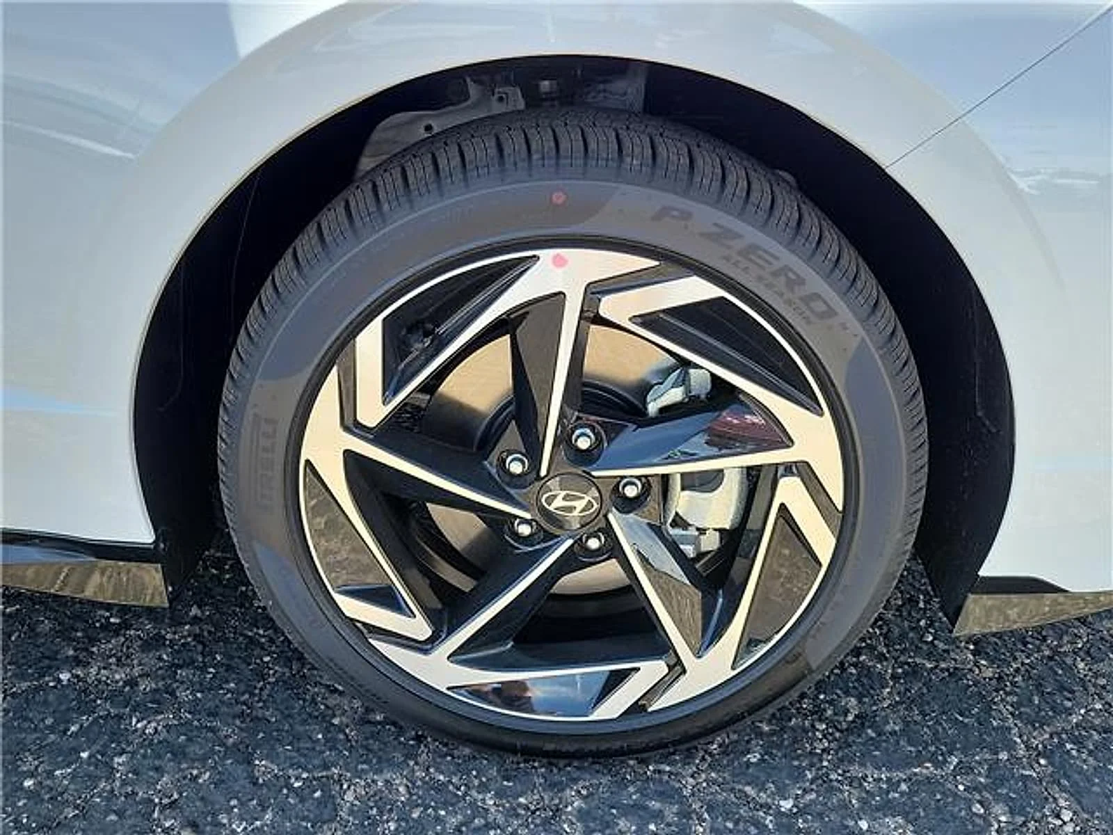 New 2026 White Hyundai SEL Sport image 7
