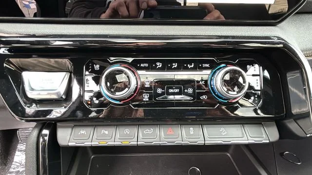 2026 GMC Sierra 1500 AT4 - Photo 21