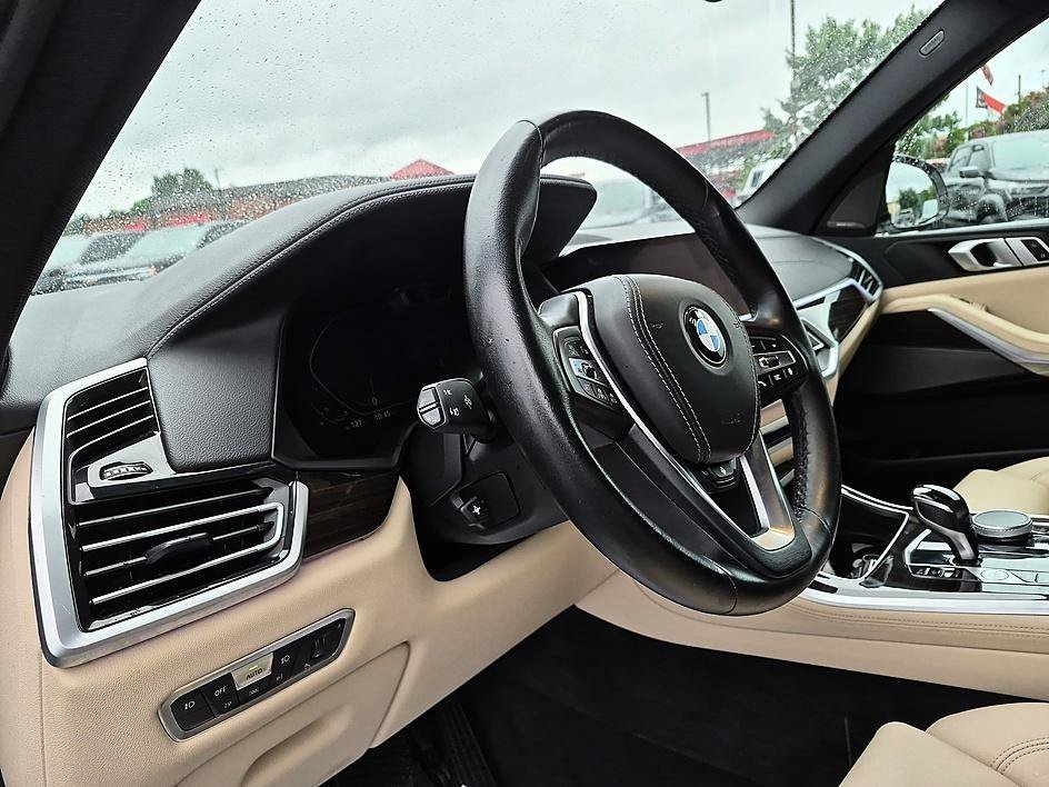 Used 2021 Alpine White BMW xDrive40i image 16