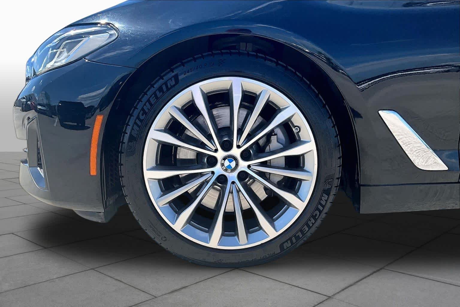 Used 2023 Jet Black BMW 530i image 10