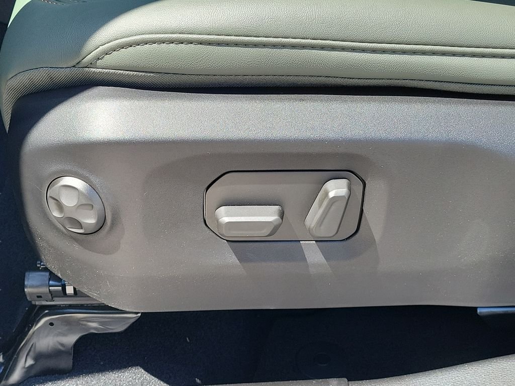 New 2026 Black Clear-Coat Exterior Paint Jeep Mojave X image 19