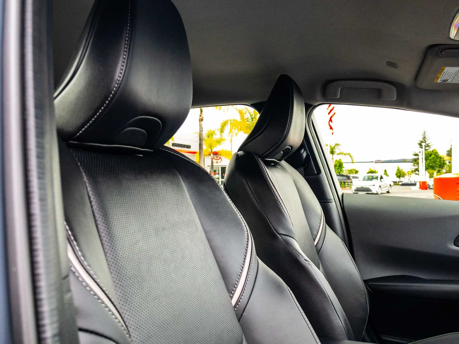 Used 2025 Guardian Gray Toyota XLE image 20
