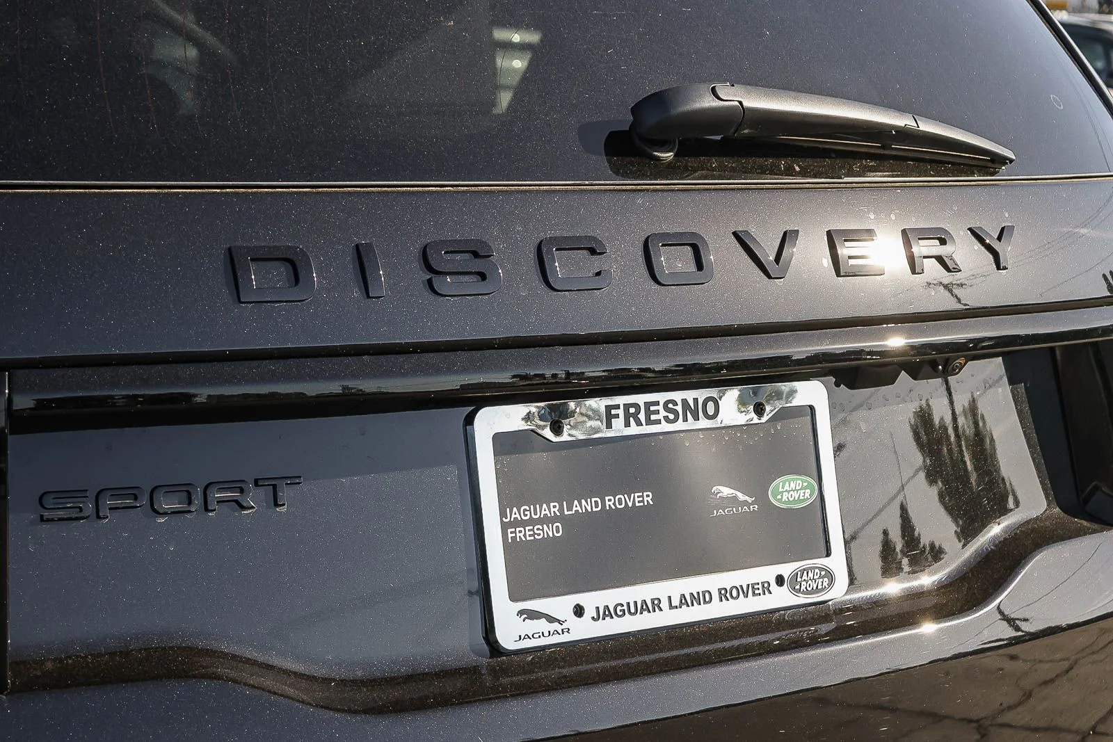 New 2026 Santorini Black Land Rover Landmark image 12