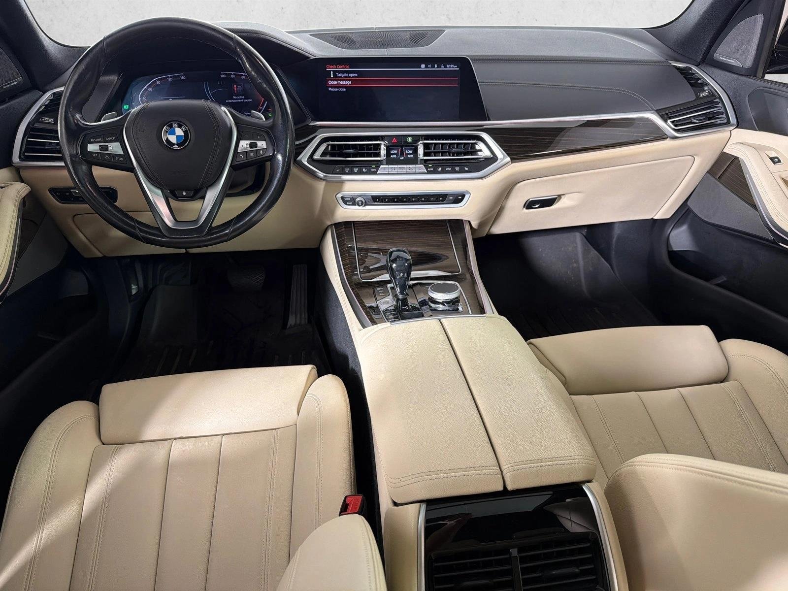 Used 2021 Jet Black BMW sDrive40i image 25