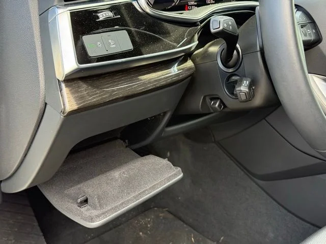 Used 2025 White Audi 55 Premium Plus image 14