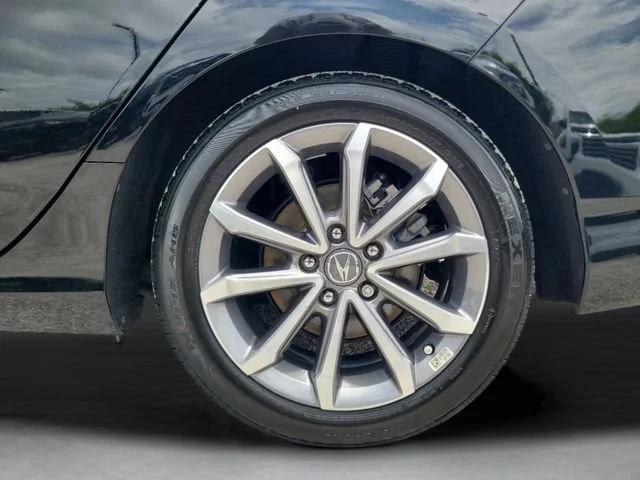 Used 2024  Acura BASE image 31