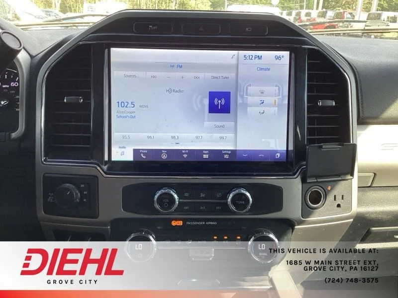 Used 2022 White Ford Lariat image 21
