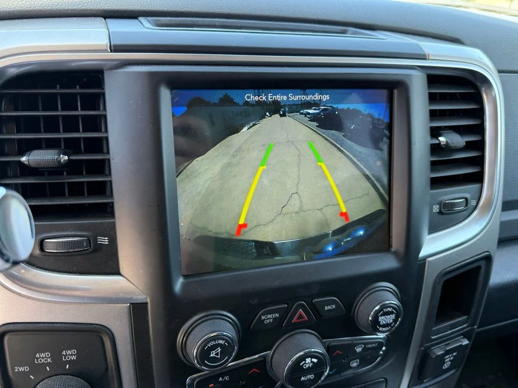 Used 2018 Silver Ram Big Horn image 22