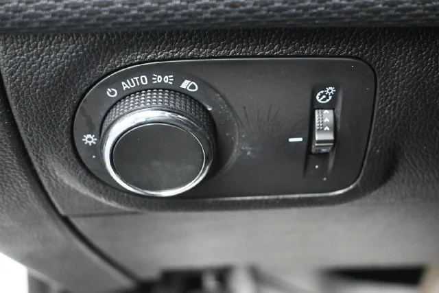 Certified Used 2019 Summit White Chevrolet LT image 18