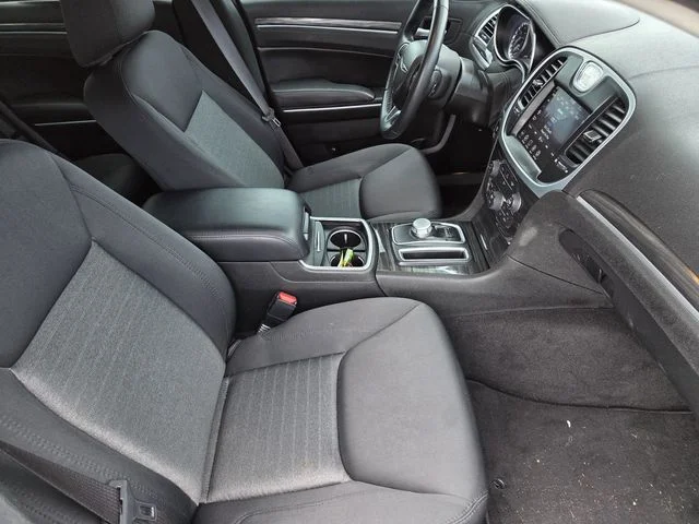 Used 2022 Black Chrysler Touring image 30
