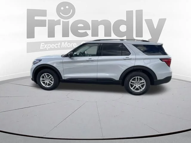 New 2026 Space White Metallic Ford Active image 5