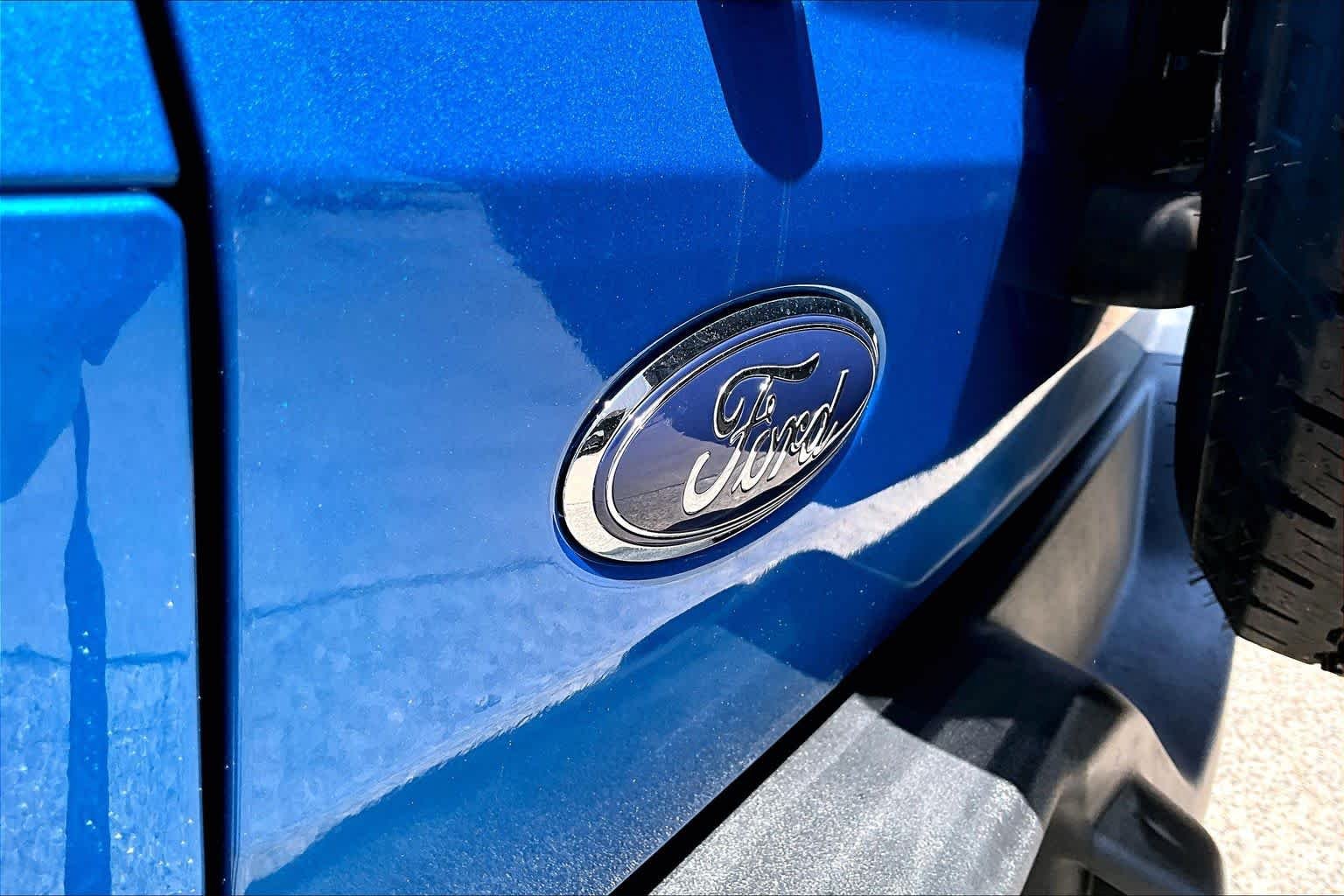 Certified Used 2025 Velocity Blue Metallic Ford Big Bend image 31
