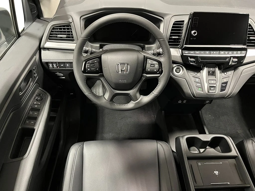 New 2026 Platinum White Pearl Honda EX-L image 24