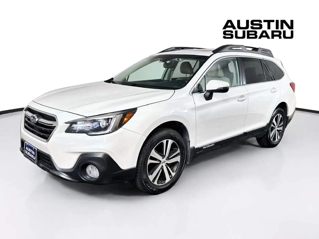 Used 2018 White Subaru 2.5i image 3