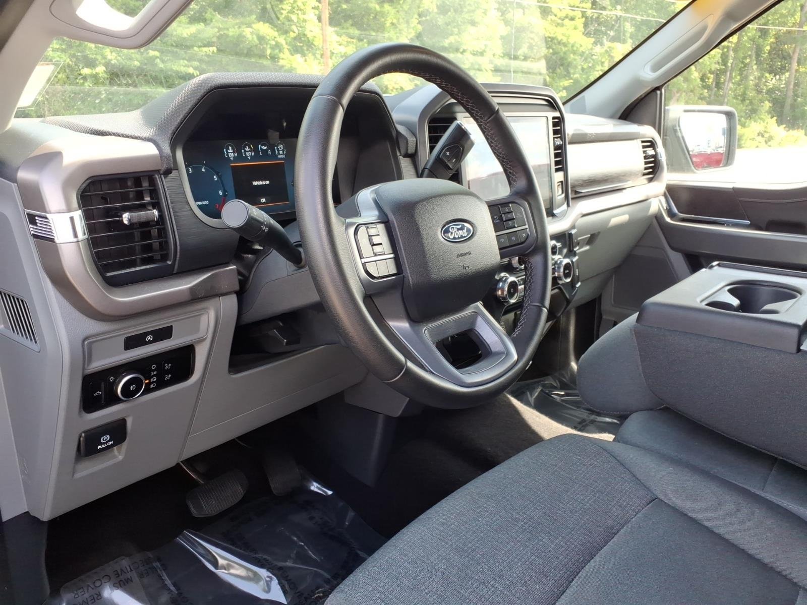 Used 2025 Black Metallic Ford XLT image 20