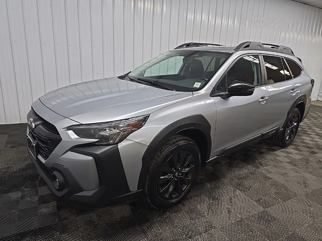 Used 2024 Silver Subaru Onyx Edition image 8