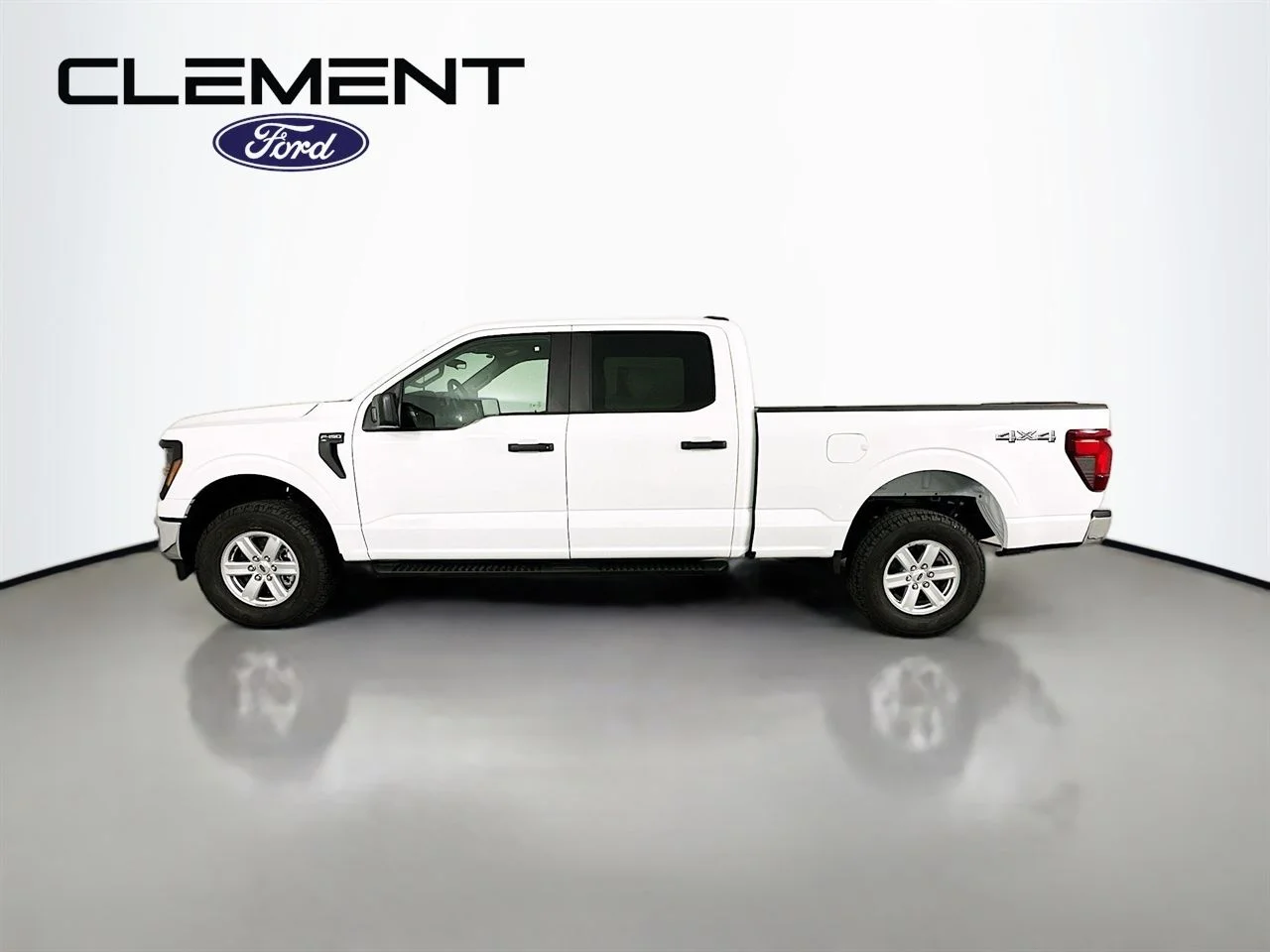 New 2026 Oxford White Ford XL image 4