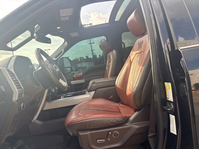Used 2020  Ford King Ranch image 12