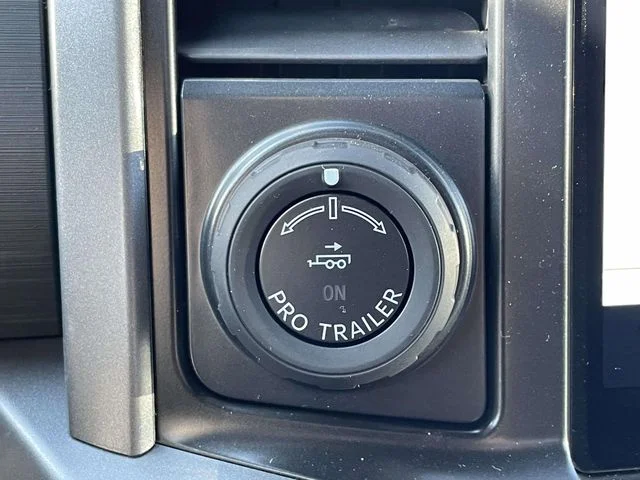 New 2026 Agate Black Metallic Ford XLT image 29