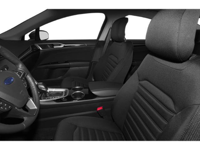 Used 2015  Ford SE image 9