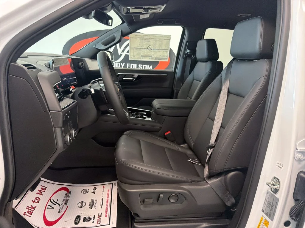 New 2026 Summit White Chevrolet LT image 11