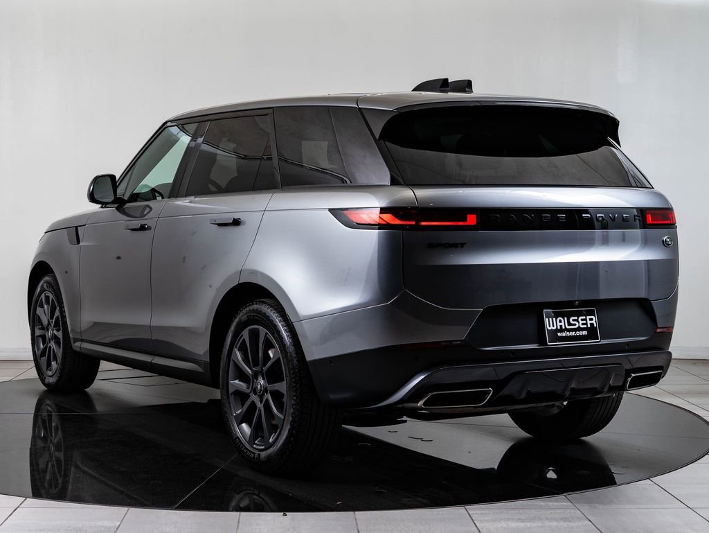 Used 2023 Gray Land Rover SE image 6
