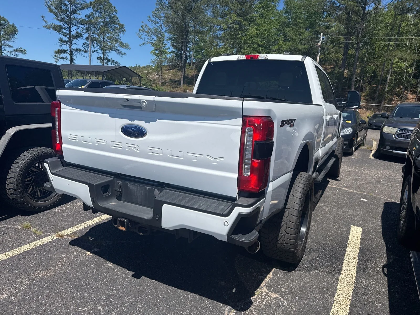 Used 2023 White Ford XLT image 5