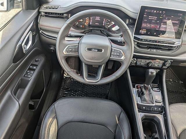 Used 2025 Bright White Clearcoat Jeep Trailhawk image 16