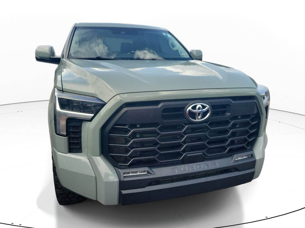 Used 2022  Toyota SR5 image 1