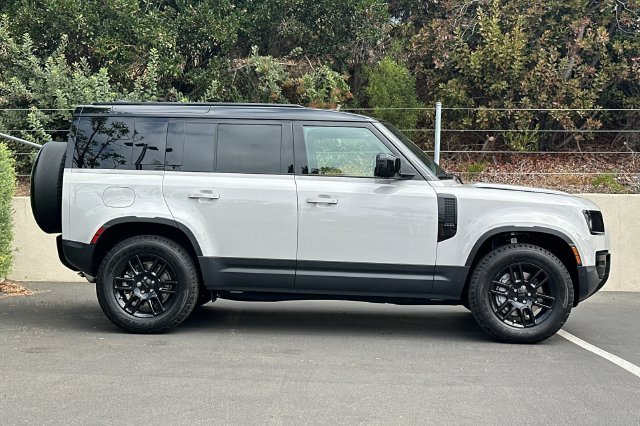 New 2026 Borasco Grey Land Rover S image 6