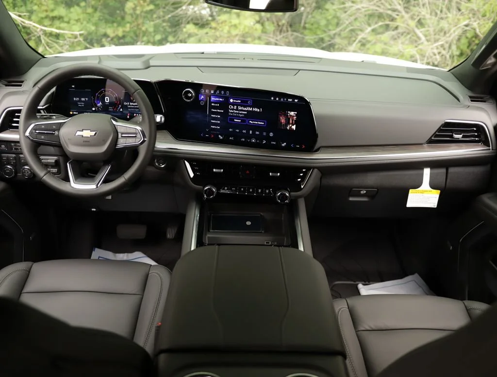 New 2026 Summit White Chevrolet LT image 22