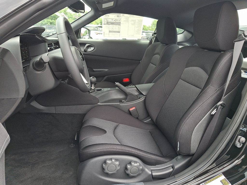 2026 Nissan Z — photo 9