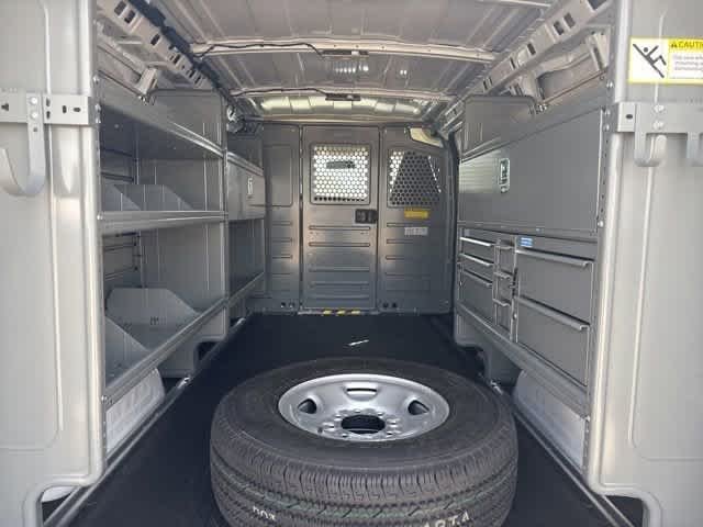 2025 Chevrolet Express Cargo Work Van - Photo 34