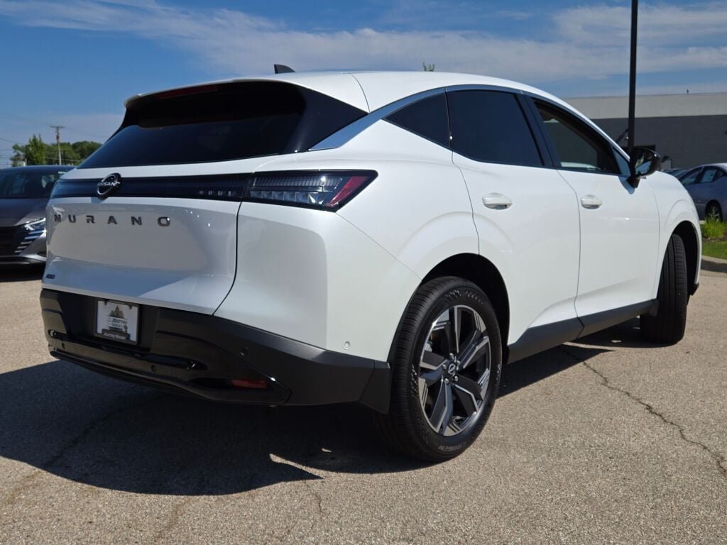2025 Nissan Murano SV - Photo 11