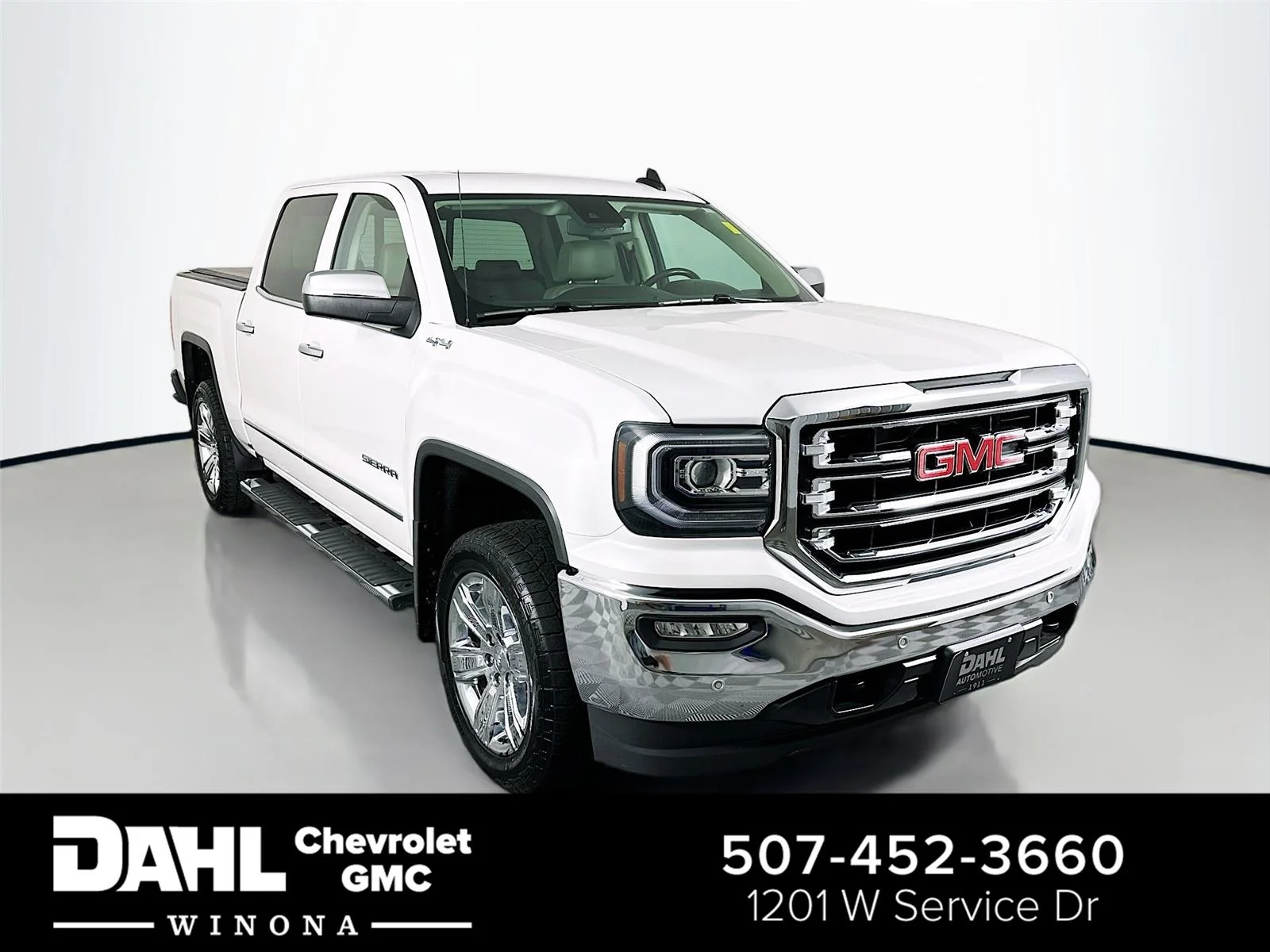 2018 GMC Sierra 4WD Crew Cab Short Box SLT's photo