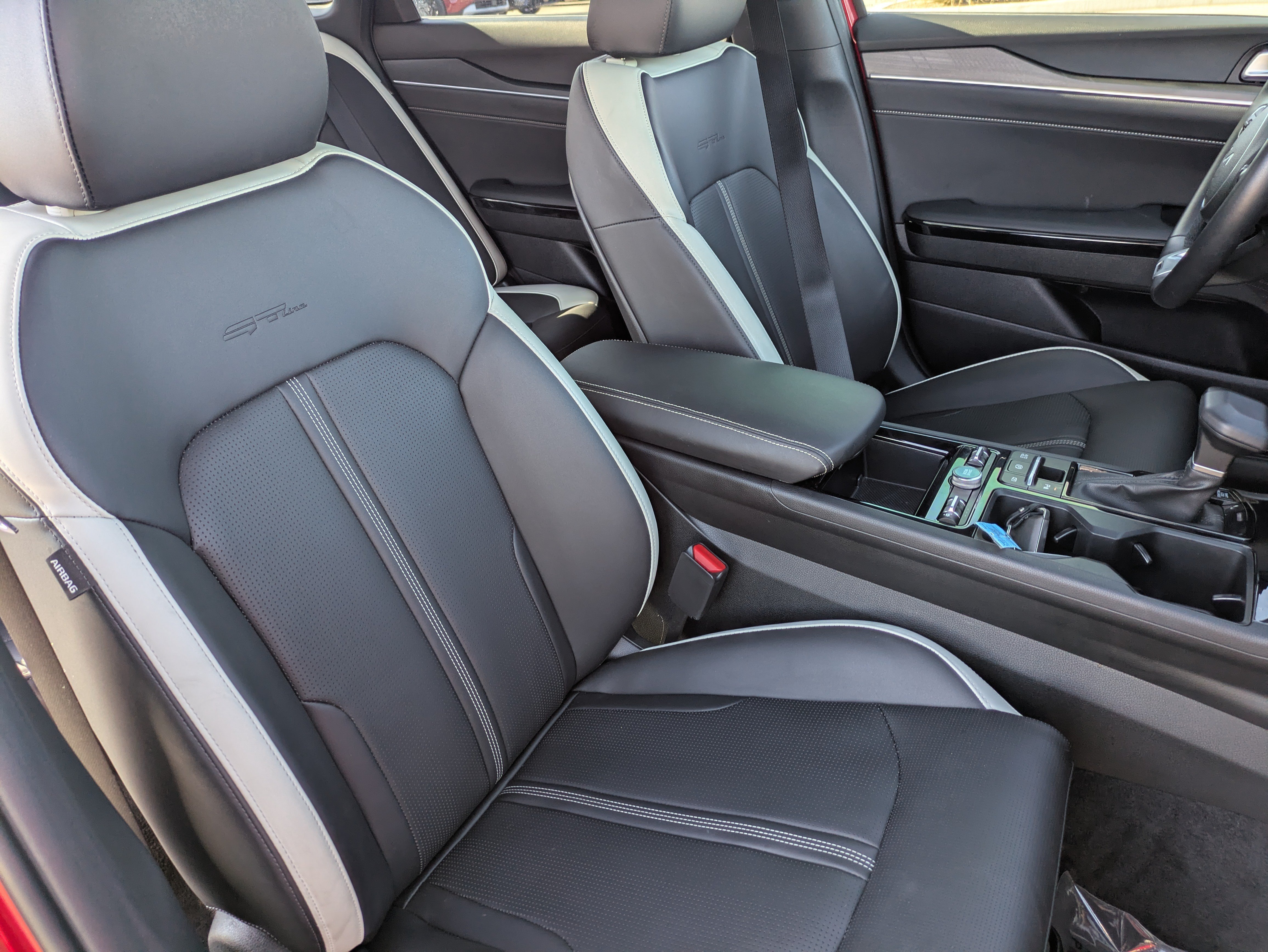 Used 2025 Runway Red Kia GT-Line image 10