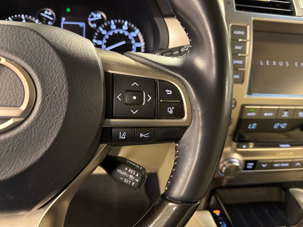 Used 2021 Black Lexus 460 image 34