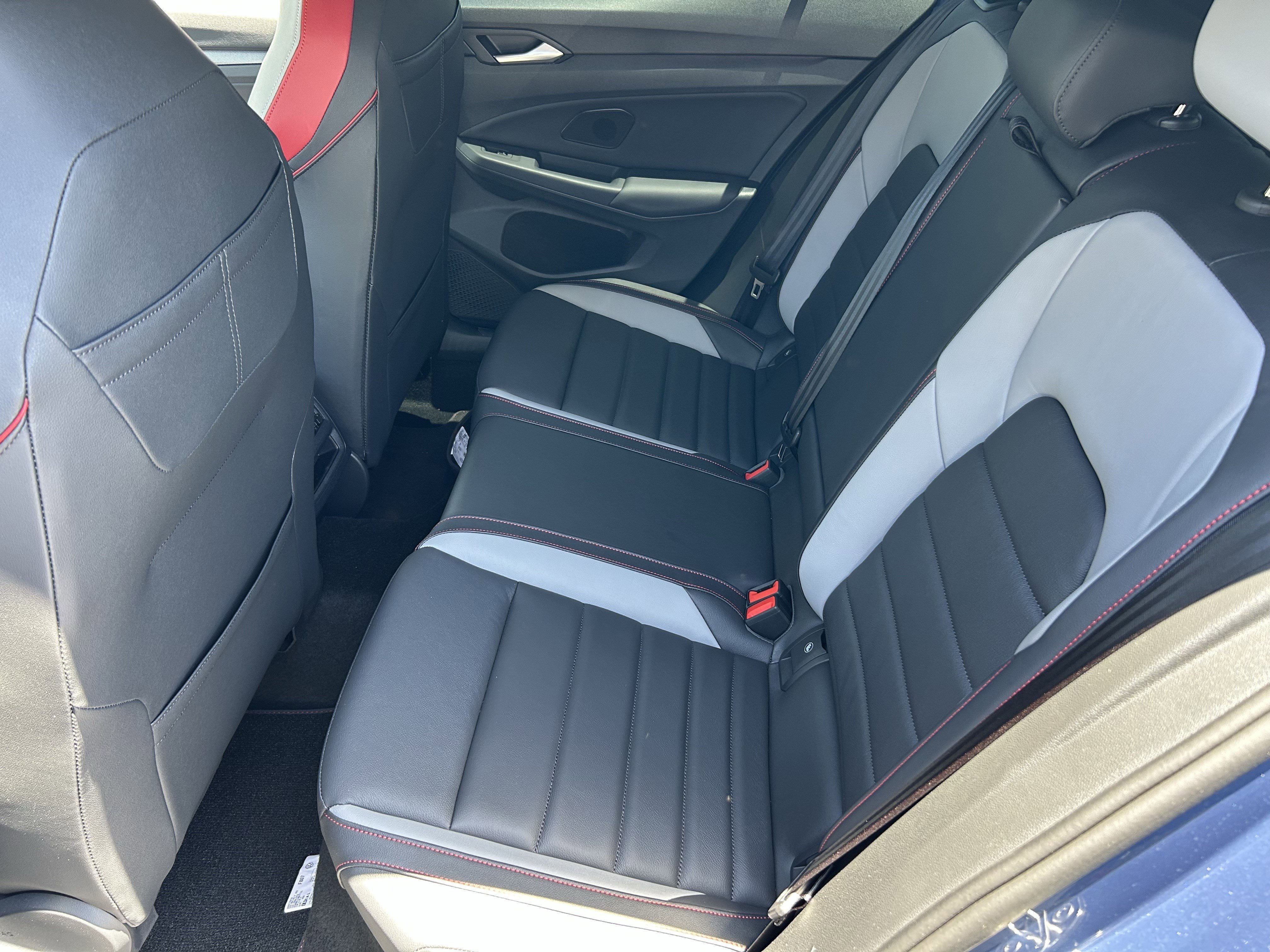 New 2026 Slate Blue Metallic Volkswagen SE image 13