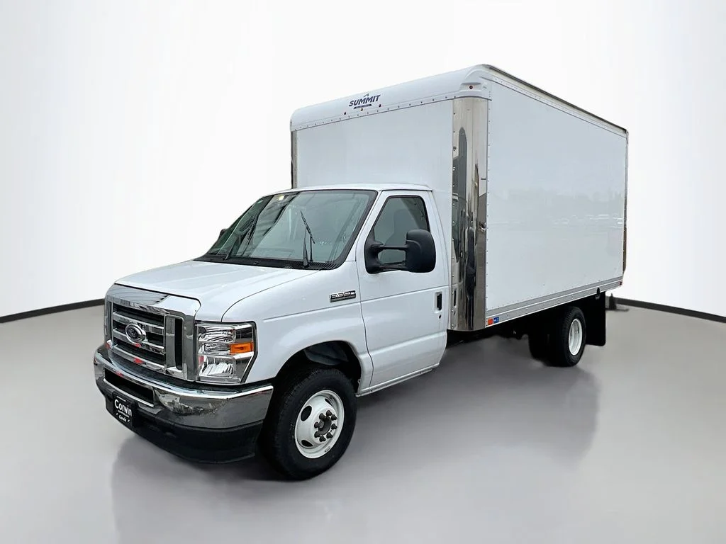2025 Ford E-Series Cutaway Base - Photo 5