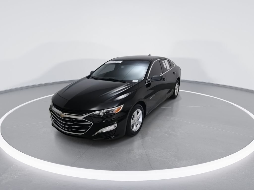 Used 2023 Black Chevrolet LS image 5