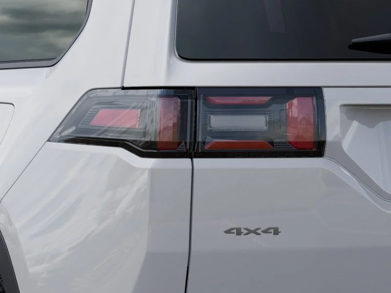New 2026 Bright White Clear-Coat Exterior Paint Jeep Limited image 35