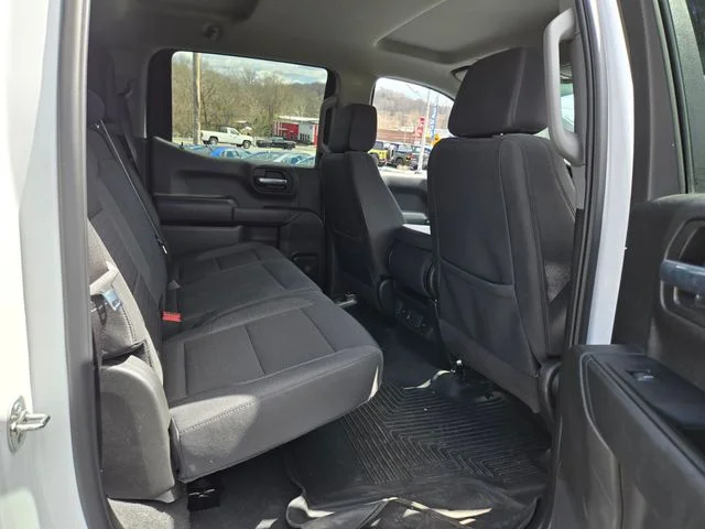 Used 2025 White Chevrolet Custom Trail Boss image 19