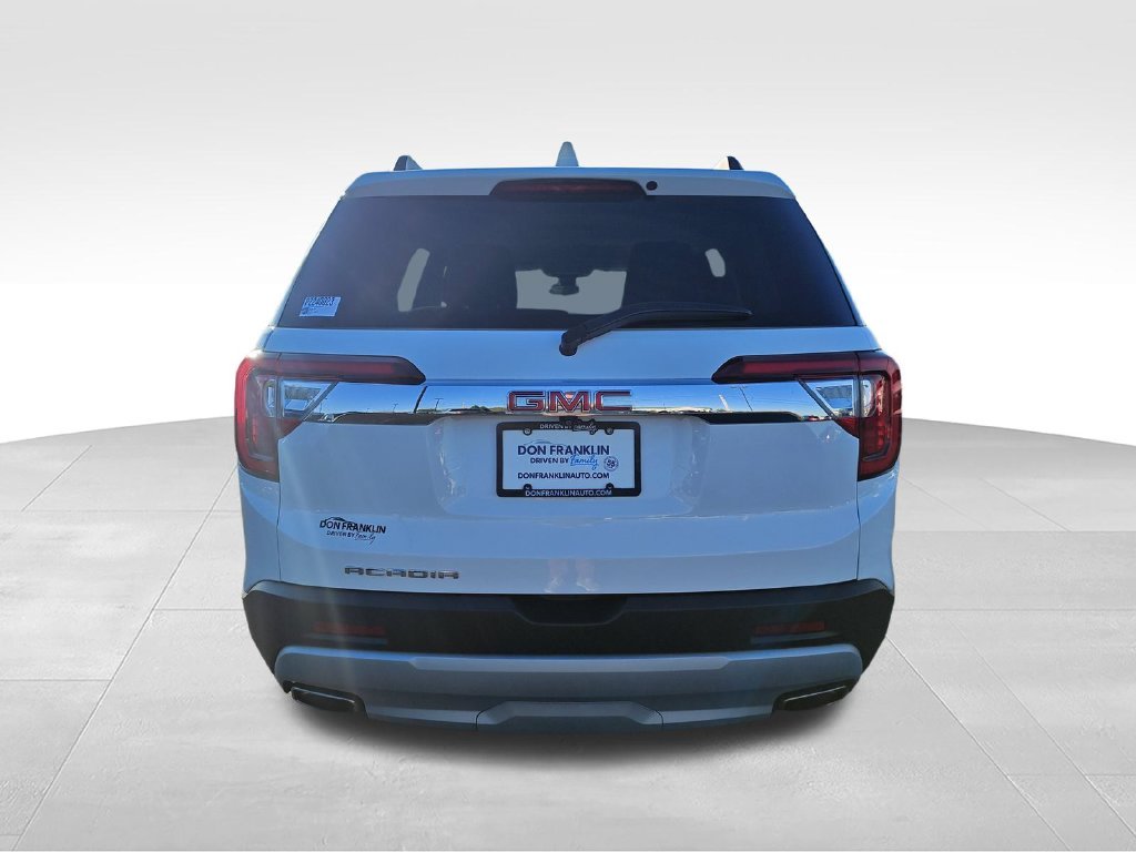 Used 2023 White GMC SLE image 4