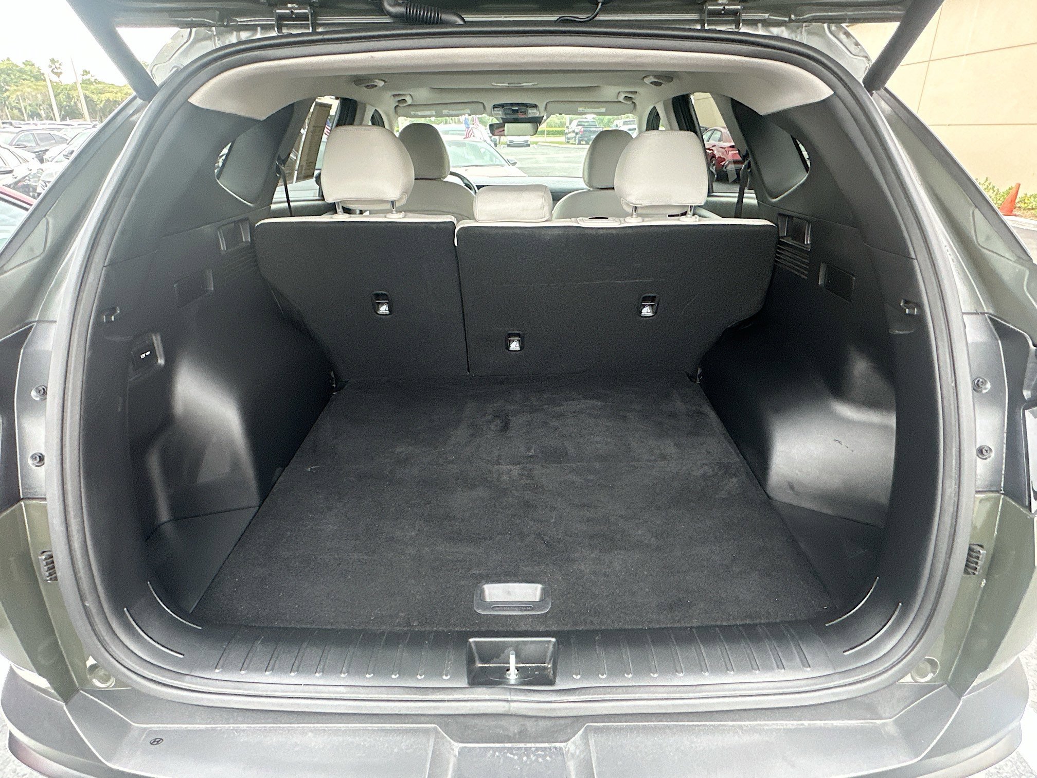 Used 2025 Rockwood Green Hyundai SEL Convenience image 26