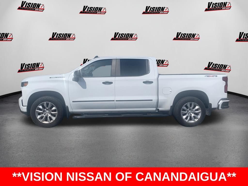 Used 2021 White Chevrolet Custom image 2