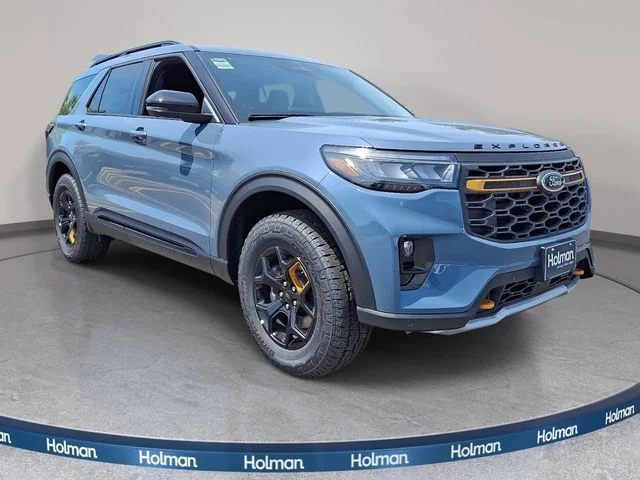 New 2026 Vapor Blue Metallic Ford Tremor image 2