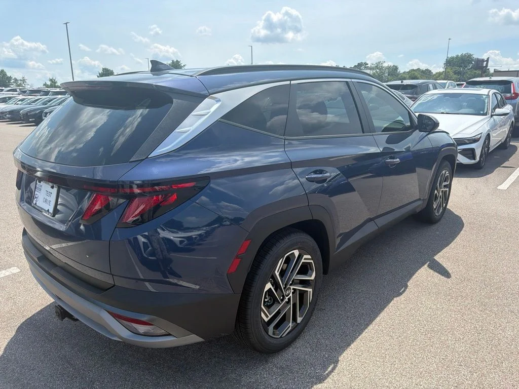 New 2026 Atlantis Blue Hyundai SEL image 5