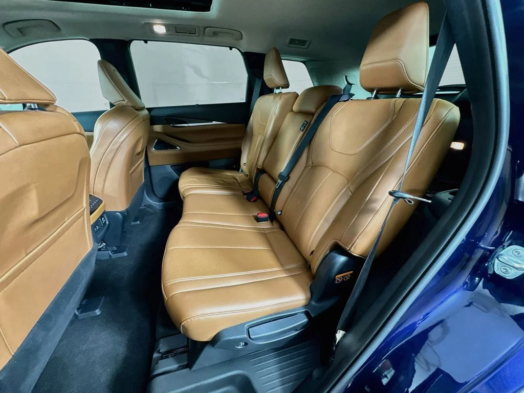 Certified Used 2023 Blue INFINITI Sensory image 33