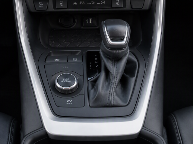 Used 2023 Silver Toyota XLE Premium image 14